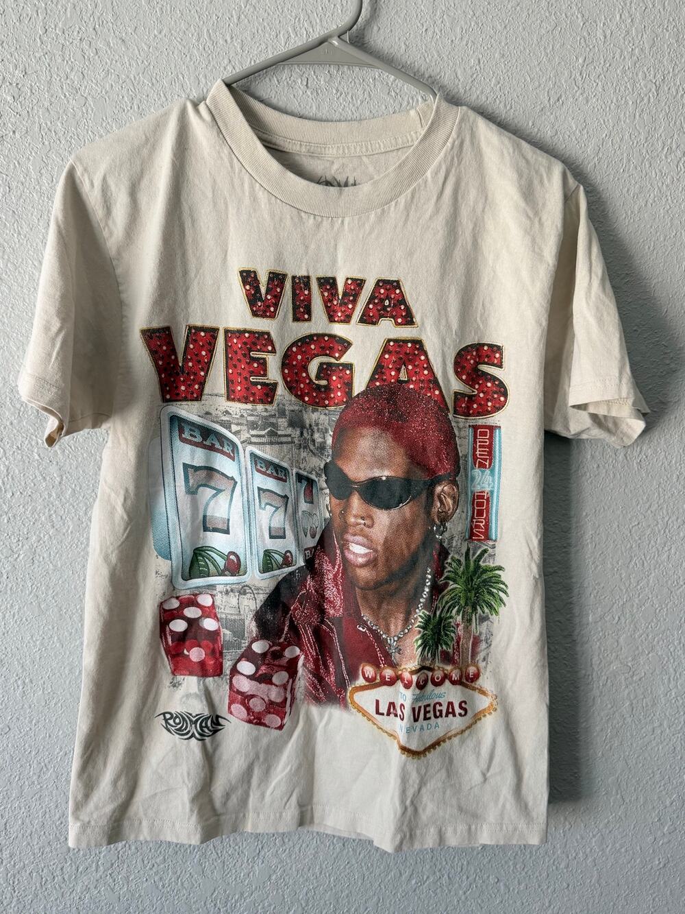 Dennis Rodman men's size S graphic t-shirt